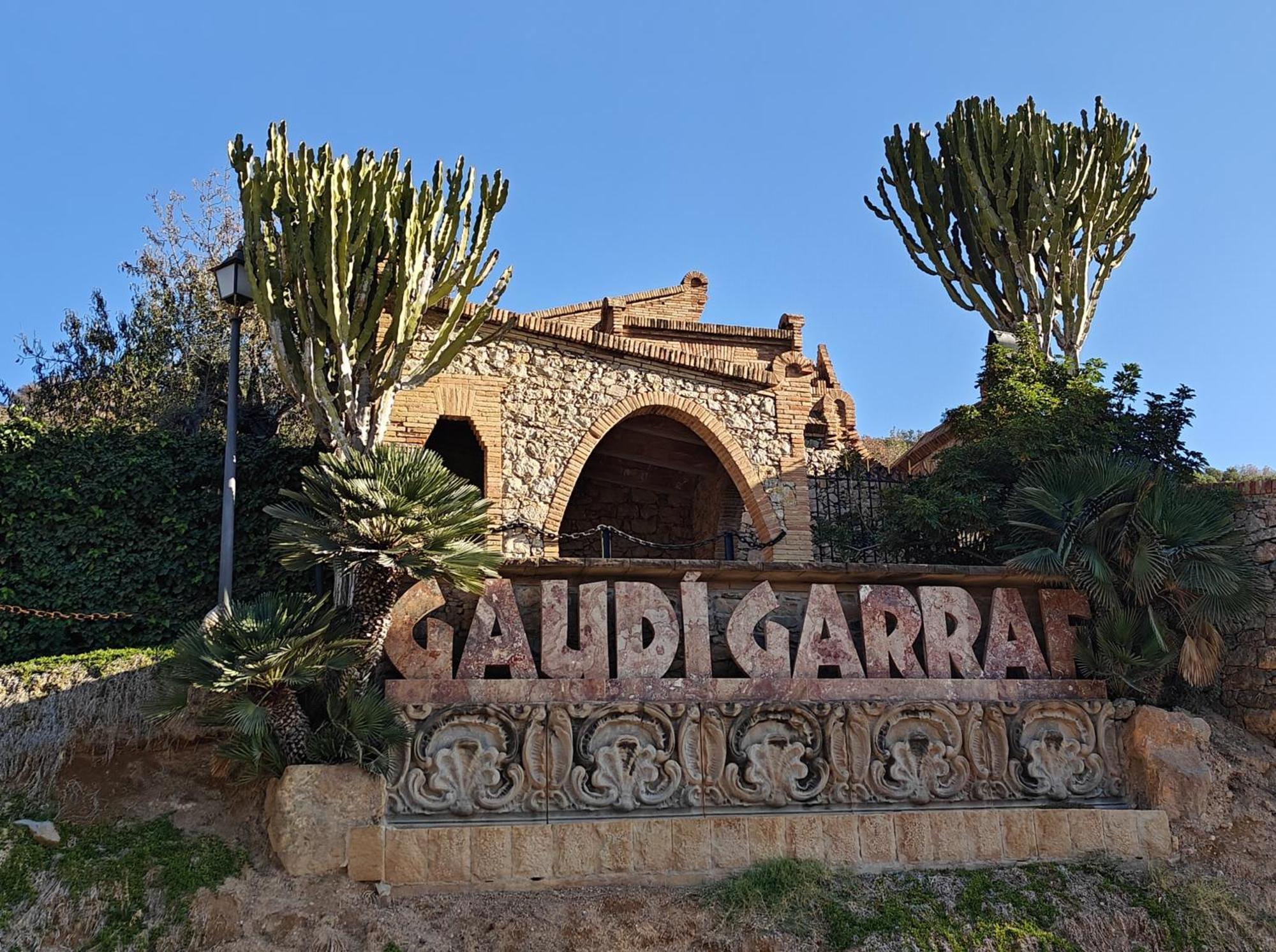 Mi Casita De *